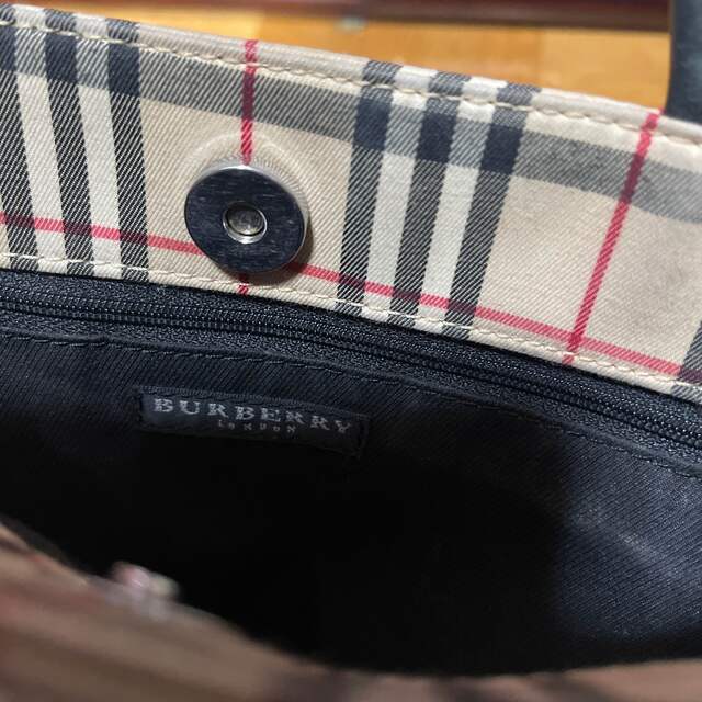 BURBERRY(バーバリー)のBurberryバッグ レディースのバッグ(ハンドバッグ)の商品写真