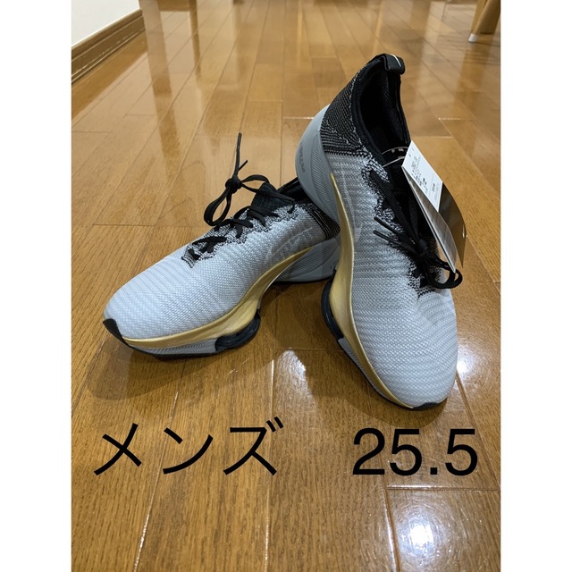 NIKE(ナイキ)の[新品未使用]NIKEテンポネクスト％ メンズ25.5cm メンズの靴/シューズ(スニーカー)の商品写真