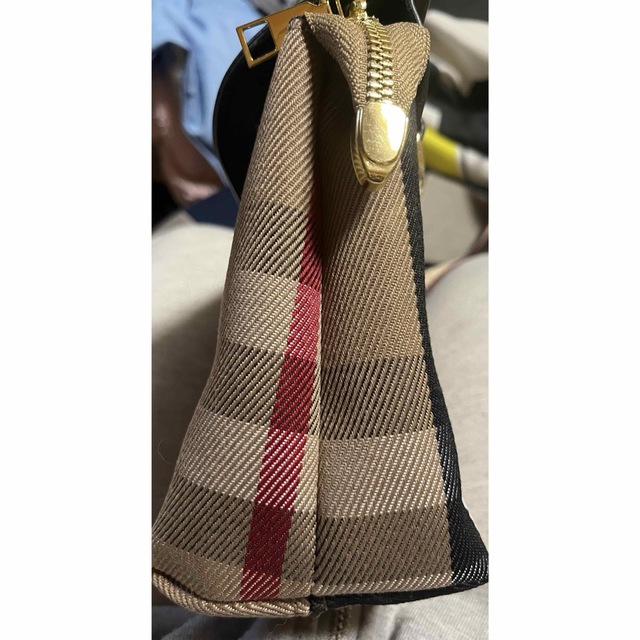 【BURBERY】ショルダーバッグ メンズのバッグ(ショルダーバッグ)の商品写真