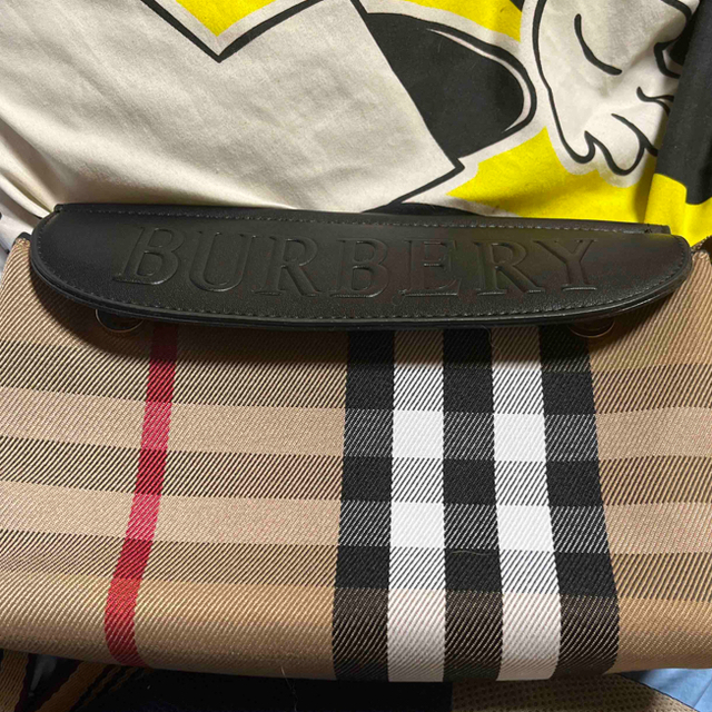 【BURBERY】ショルダーバッグ メンズのバッグ(ショルダーバッグ)の商品写真