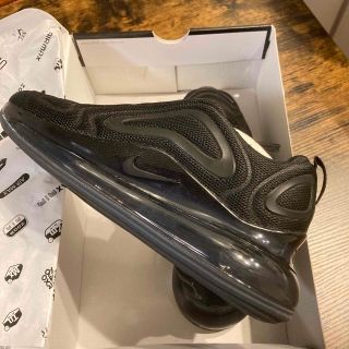 ナイキ(NIKE)の【売却済】AIR MAX720【美品】ブラック(スニーカー)