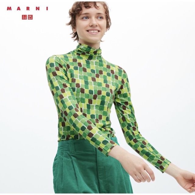 UNIQLO(ユニクロ)の【新品】ユニクロ　マルニ　MARNI ヒートテックタートルネックT グリーン レディースのトップス(Tシャツ(長袖/七分))の商品写真