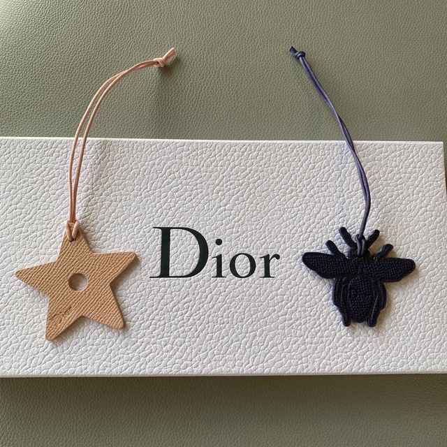 Dior - ディオール チャーム２点セットの通販 by カズ's shop ...