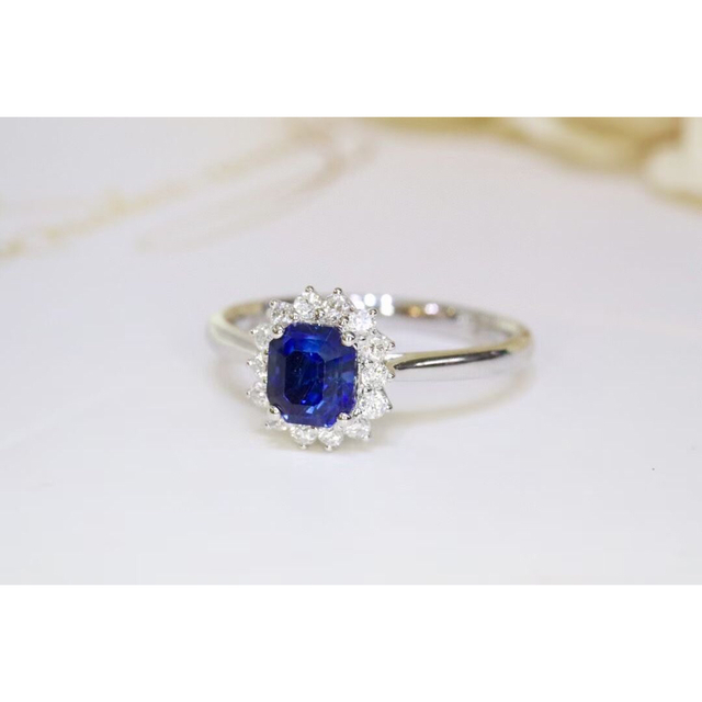 天然 ロイヤルブルーサファイア ダイヤ リング1.05ct k18 f www