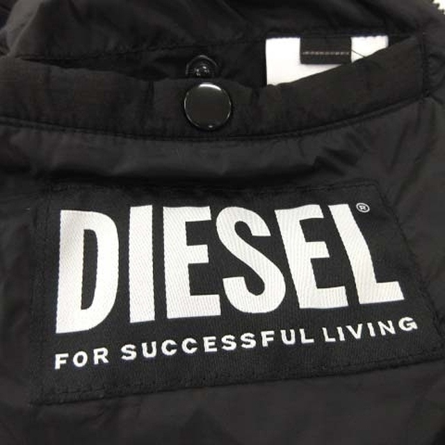 DIESEL(ディーゼル)のディーゼル W-ROLF-SL ダウンベスト ナイロン ロゴ 黒 XL ■SM0 メンズのジャケット/アウター(ダウンベスト)の商品写真