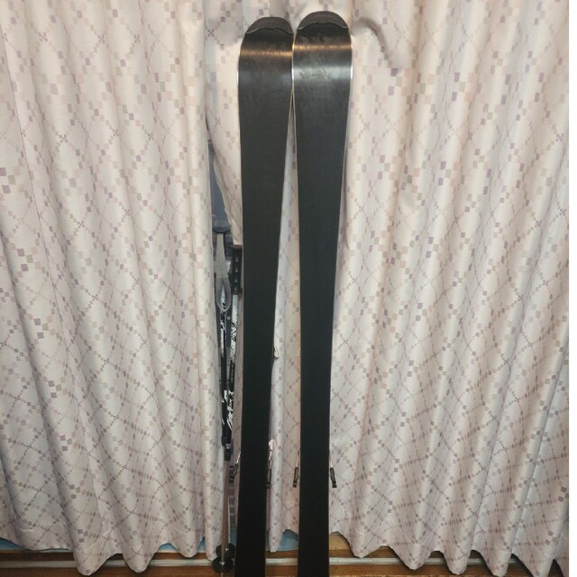 ATOMIC(アトミック)のATOMIC　アトミック　１４０cm　スキー板セット スポーツ/アウトドアのスキー(板)の商品写真