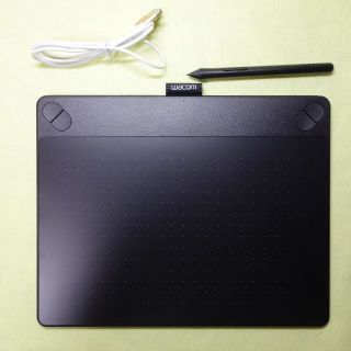 ワコム ペンタブ intuos comicの通販 100点以上 | フリマアプリ ラクマ