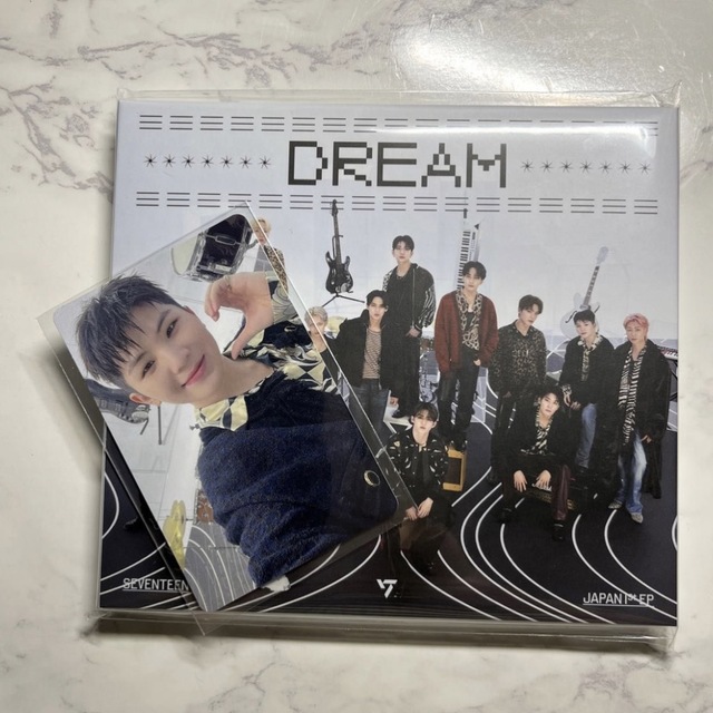 SEVENTEEN DREAM 初回限定盤A トレカ付き（ウジ） エンタメ/ホビーのCD(K-POP/アジア)の商品写真