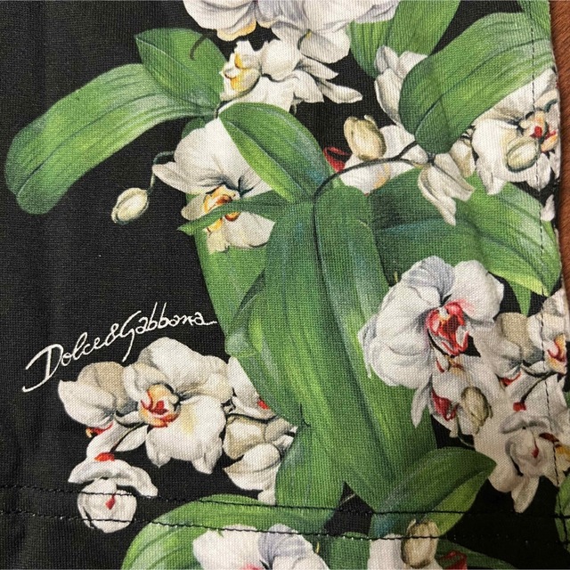 Dolce&Gabbana ドルチェアンドガッバーナ　Tシャツ　花柄❗️