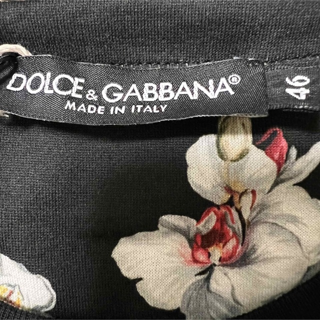 Dolce&Gabbana ドルチェアンドガッバーナ　Tシャツ　花柄❗️