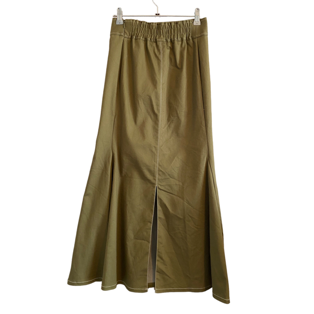 GU(ジーユー)のあお様専用　ステッチマーメイドスカート　オリーブ レディースのスカート(ロングスカート)の商品写真