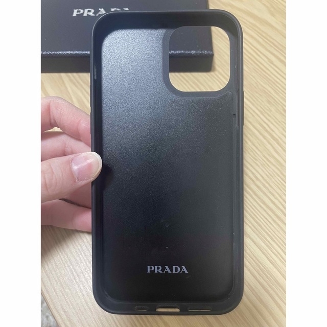 PRADA(プラダ)のプラダiPhone12proケース スマホ/家電/カメラのスマホアクセサリー(iPhoneケース)の商品写真