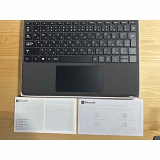 マイクロソフト(Microsoft)のSurface Go タイプ カバー ブラック (日本語) KCM-00019(PC周辺機器)