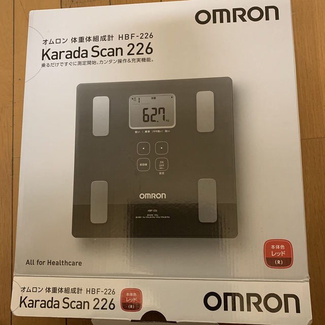 OMRON(オムロン)のオムロン体組成計 karada scan 226 スマホ/家電/カメラの美容/健康(体重計/体脂肪計)の商品写真