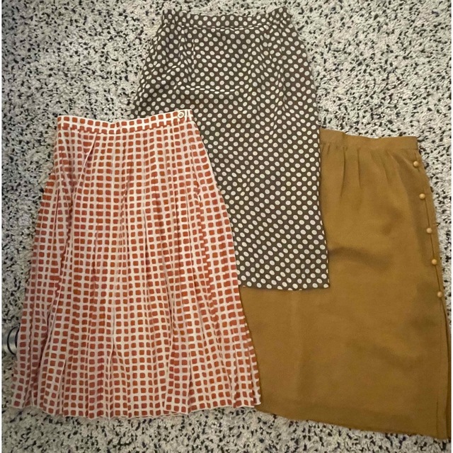 KATHARINE ROSS(キャサリンロス)の昭和レトロ　スカート　3点セット　キャサリンロス レディースのスカート(ひざ丈スカート)の商品写真