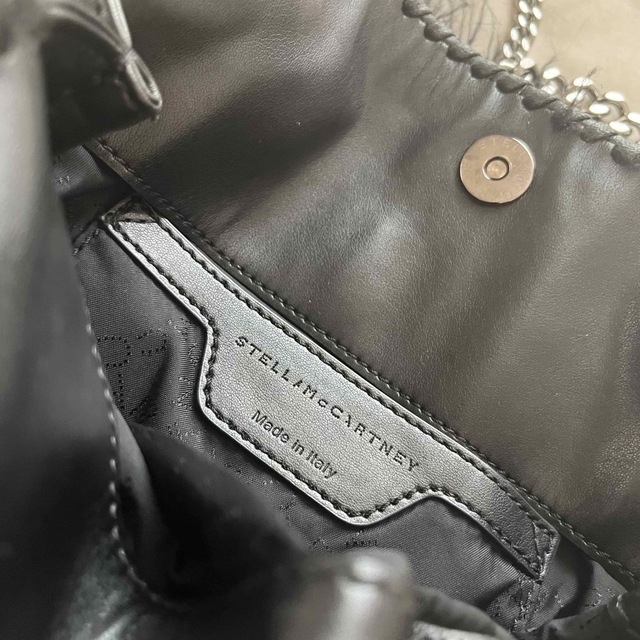 Stella McCartney(ステラマッカートニー)のStella McCartney 日本限定 ブラック ファラベラ ミニ トート レディースのバッグ(ショルダーバッグ)の商品写真