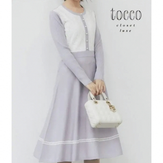 トッコクローゼット(TOCCO closet)のtocco closet luxe パール付きレース装飾配色ニットワンピース(ひざ丈ワンピース)