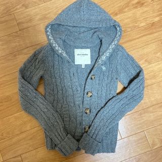 アバクロンビーアンドフィッチ(Abercrombie&Fitch)のアバクロンビー&フィッチ　ニットカーディガン(ニット/セーター)