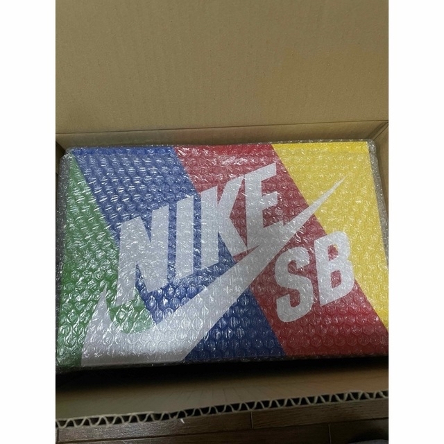 NIKE(ナイキ)のsuprememan様専用新品28cm HUF × Nike SB Dunk  メンズの靴/シューズ(スニーカー)の商品写真