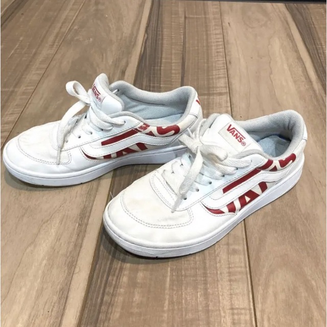 VANS スニーカー レディース 22.5㎝ - スニーカー