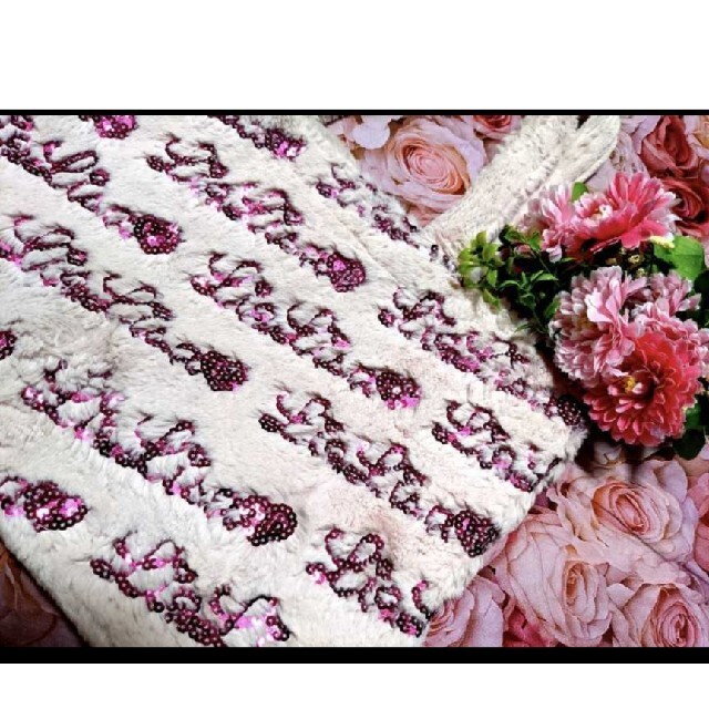 LIZ LISA(リズリサ)のリズリ♥ピンク♥フカフカ♥柔らか♥キラキラ♥バッグ＆ポーチ♥2点セット レディースのファッション小物(ポーチ)の商品写真
