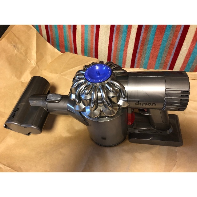 Dyson ダイソン DC61 中古 本体のみの通販 by ケイイチ194