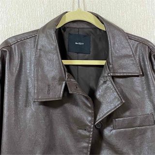 Re:EDIT - 2WAYフェイクレザーステンカラーショートブルゾンの通販 by