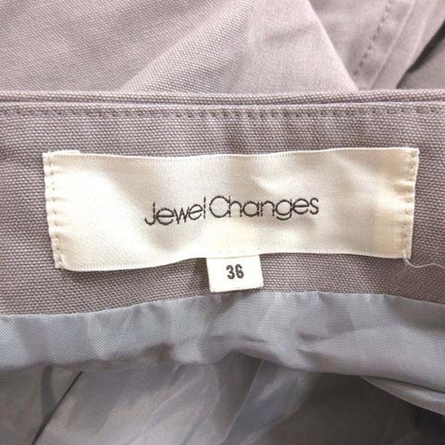 Jewel Changes(ジュエルチェンジズ)のジュエルチェンジズ アローズ タックスカート フレア ミニ デニム 36 グレー レディースのスカート(ミニスカート)の商品写真
