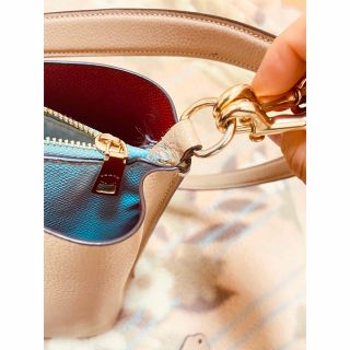 COACH - 【訳あり特価】定価8.7万円！COACH モリー バケット バッグ 22 ...