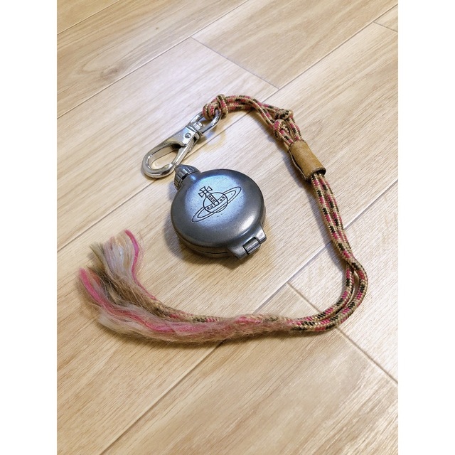 廃盤品】Vivienne Westwood 携帯灰皿 卸売 40.0%割引 kinetiquettes.com
