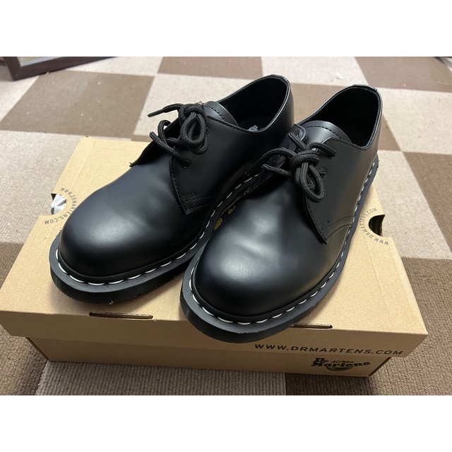 Dr.Martens 1461 WHITE STITCH 3 ホール シューズ