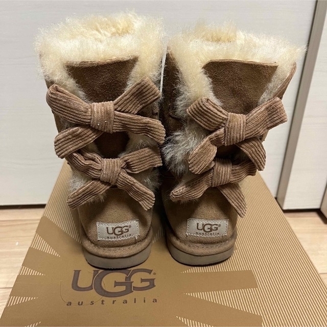 UGG - UGG アグ ムートンブーツ リボンムートン ブーツ アグ ...