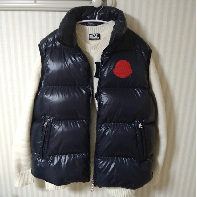 MONCLER(モンクレール)のMONCLER　1952  GENIUS　ダウンベスト メンズのジャケット/アウター(ダウンベスト)の商品写真