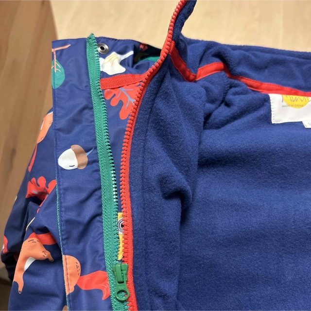 Boden(ボーデン)の新品　ミニボーデン　130 アウター　2枚セット　防水　男女兼用　リスさん キッズ/ベビー/マタニティのキッズ服男の子用(90cm~)(ジャケット/上着)の商品写真