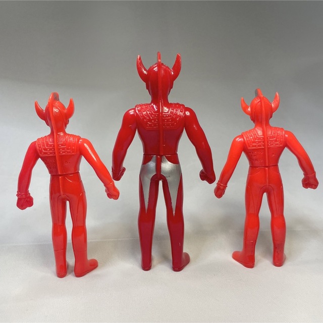 フィギュア】ウルトラマン ソフビ 人形 15点セット〈特撮 円谷 フィギュア】ウルトラマン ソフビ 人形 15点セット〈特撮 円谷