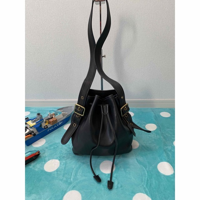 COACH - TKP　　OLD COACH  本革ショルダーバッグ　巾着型　美品