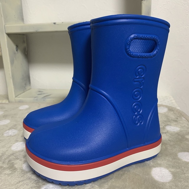 crocs(クロックス)の【未使用】キッズ　クロックス◆クロックバンド　長靴　レインブーツ　男の子　女の子 キッズ/ベビー/マタニティのキッズ靴/シューズ(15cm~)(長靴/レインシューズ)の商品写真