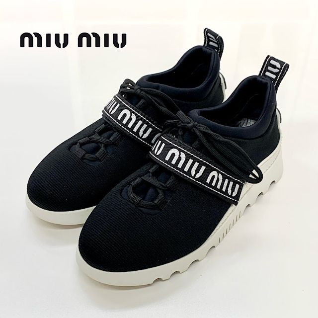 miumiu スニーカー-