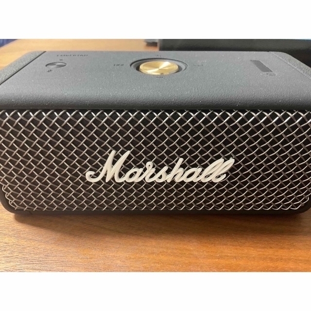 国内正規品 Marshall Emberton ワイヤレス防水スピーカー 中古 スマホ/家電/カメラのオーディオ機器(スピーカー)の商品写真