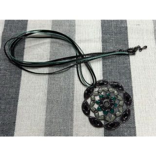 ハンドメイド　ネックレス（ペンダント）(ネックレス)