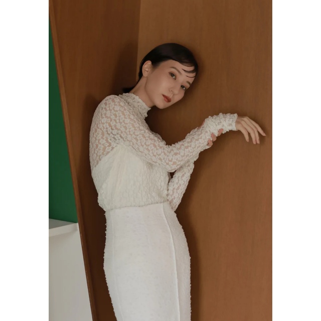 TODAYFUL(トゥデイフル)の stretch flowerlace turtleneck tops  レディースのトップス(カットソー(長袖/七分))の商品写真