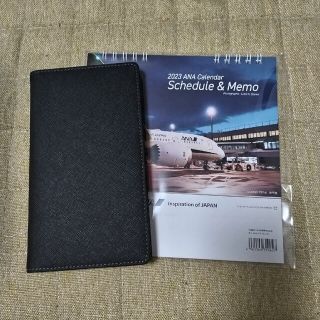 エーエヌエー(ゼンニッポンクウユ)(ANA(全日本空輸))のANA 2023年卓上カレンダー、A5版ダイアリー(カレンダー/スケジュール)