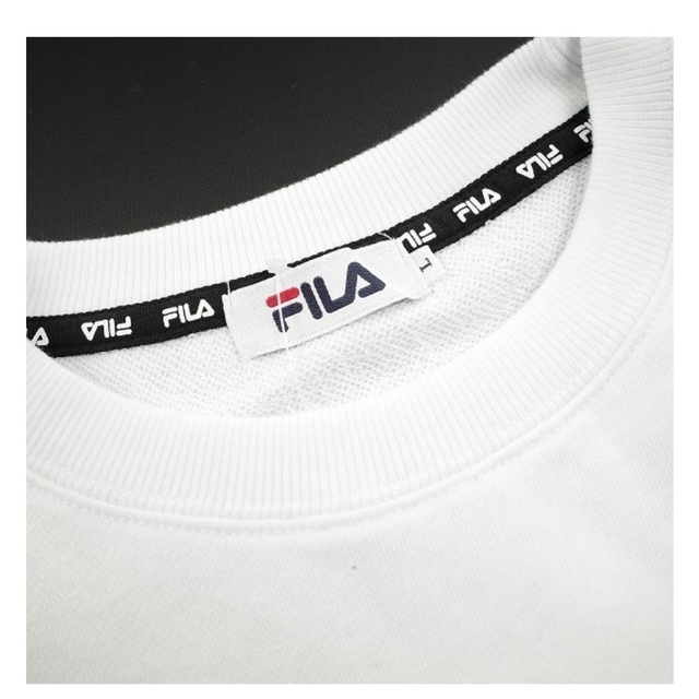 FILA(フィラ)のFILAビッグシルエット 刺繍ロゴカレッジスウェット/白/L 新品 メンズのトップス(スウェット)の商品写真