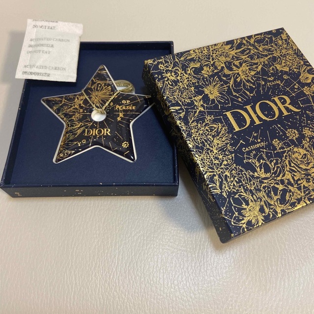 Dior(ディオール)のDior 陶器☆星型チャーム レディースのアクセサリー(チャーム)の商品写真