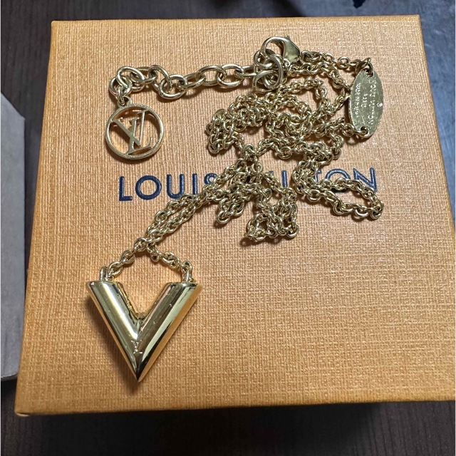 LOUIS VUITTON  ネックレス