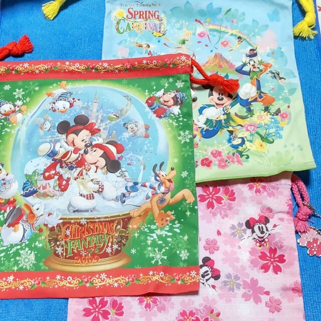 Disney(ディズニー)の【お値下げ】ディズニー 巾着 3点セット　ミッキーマウス　ミニーマウス キッズ/ベビー/マタニティのこども用バッグ(ランチボックス巾着)の商品写真