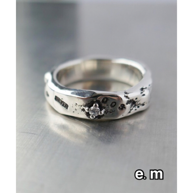 em ロゴ入りリング 9号 レディース アクセサリー mizudo.com