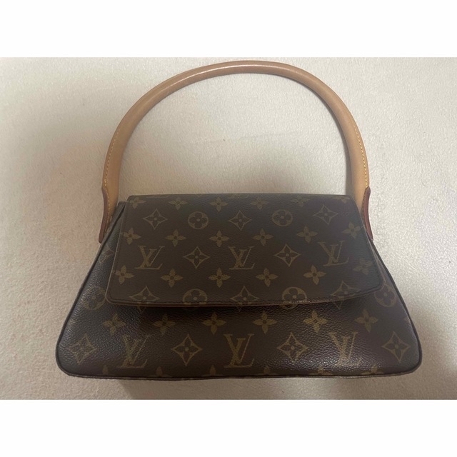 VUITTON ハンドバッグ