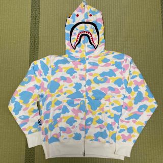 アベイシングエイプ(A BATHING APE)のシャークパーカー(パーカー)