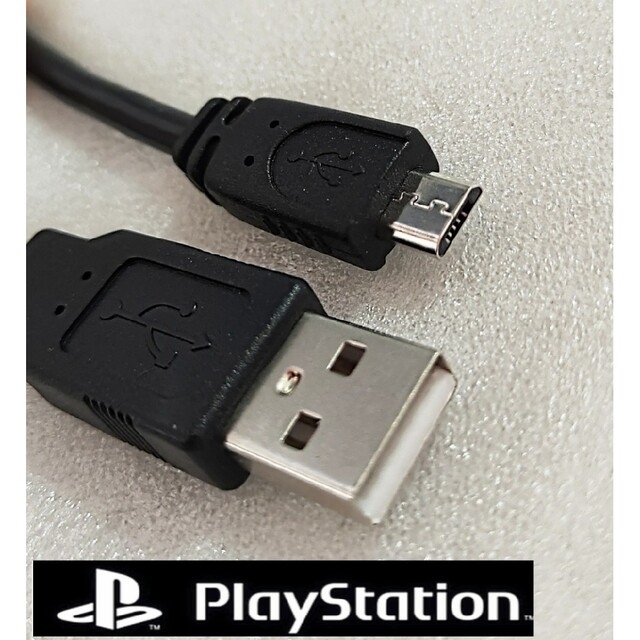 PlayStation4(プレイステーション4)の☆新品 PS4 USB 3Mケーブル  サイバー 2本セット高性能！ 送料無料！ エンタメ/ホビーのゲームソフト/ゲーム機本体(携帯用ゲーム機本体)の商品写真